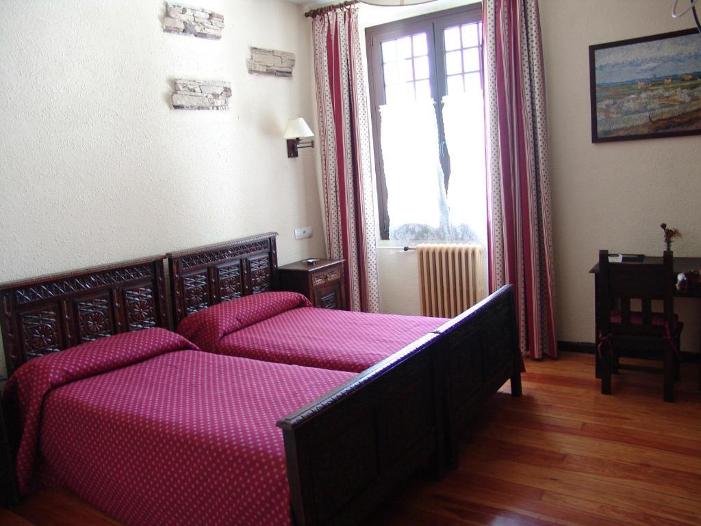 Hostal Ayestaran II Лекумберри Номер фото