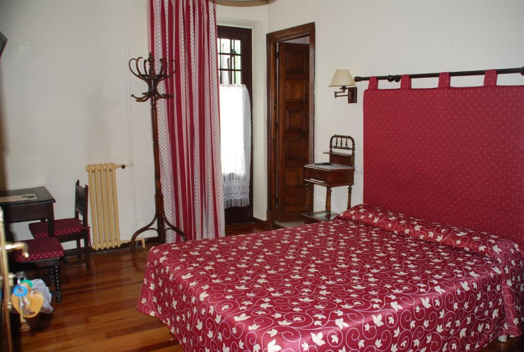 Hostal Ayestaran II Лекумберри Номер фото