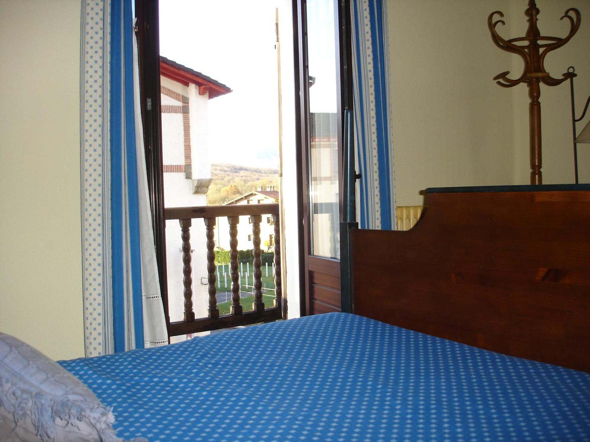 Hostal Ayestaran II Лекумберри Экстерьер фото