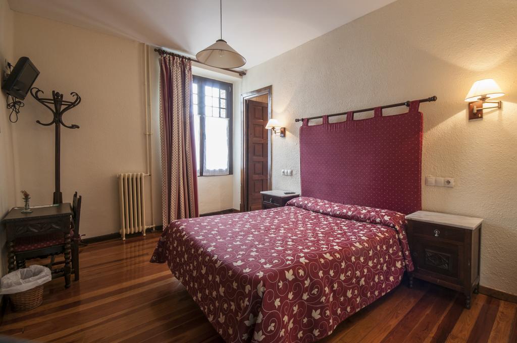 Hostal Ayestaran II Лекумберри Экстерьер фото
