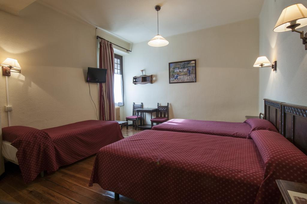 Hostal Ayestaran II Лекумберри Экстерьер фото