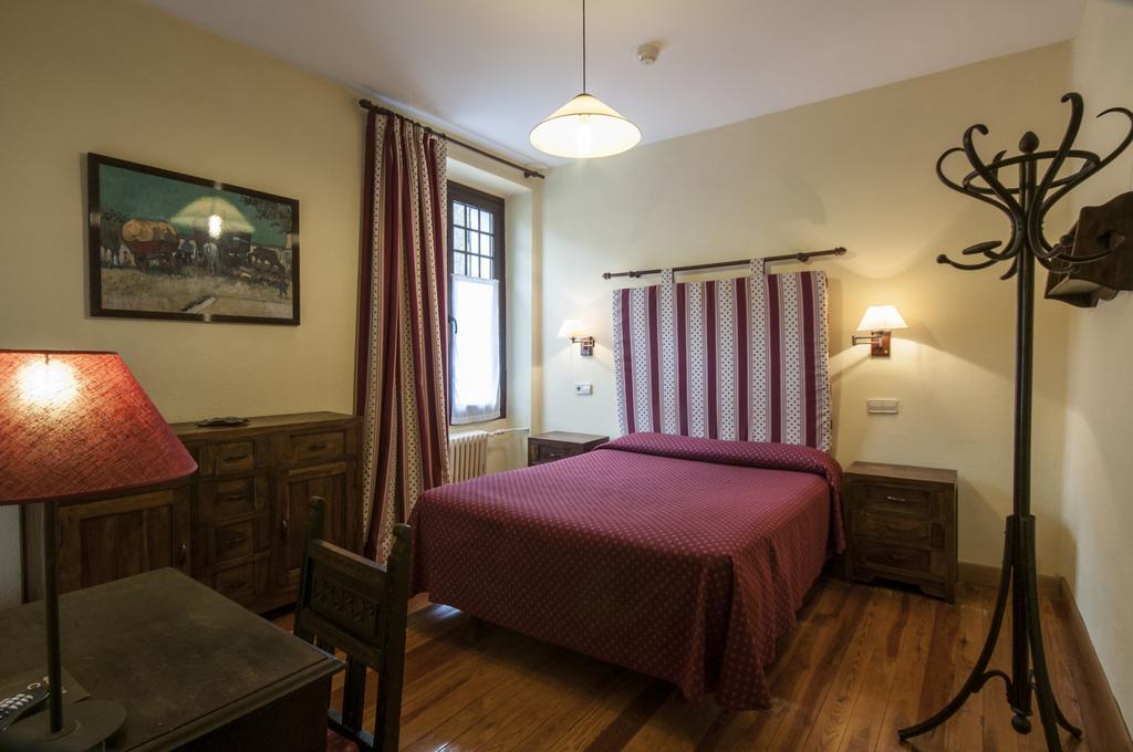 Hostal Ayestaran II Лекумберри Экстерьер фото